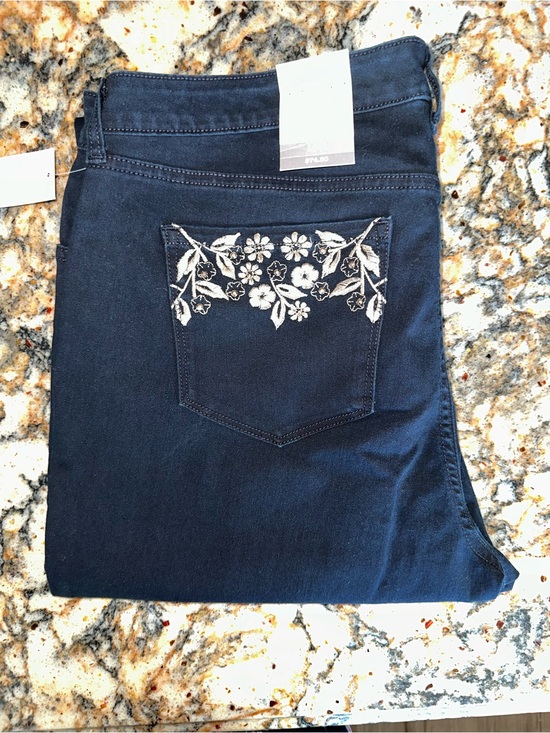 Style & Co. Denim - Style & Co. Women’s Plus Bootcut Jeans with Floral Embroidered Pockets 18W Black